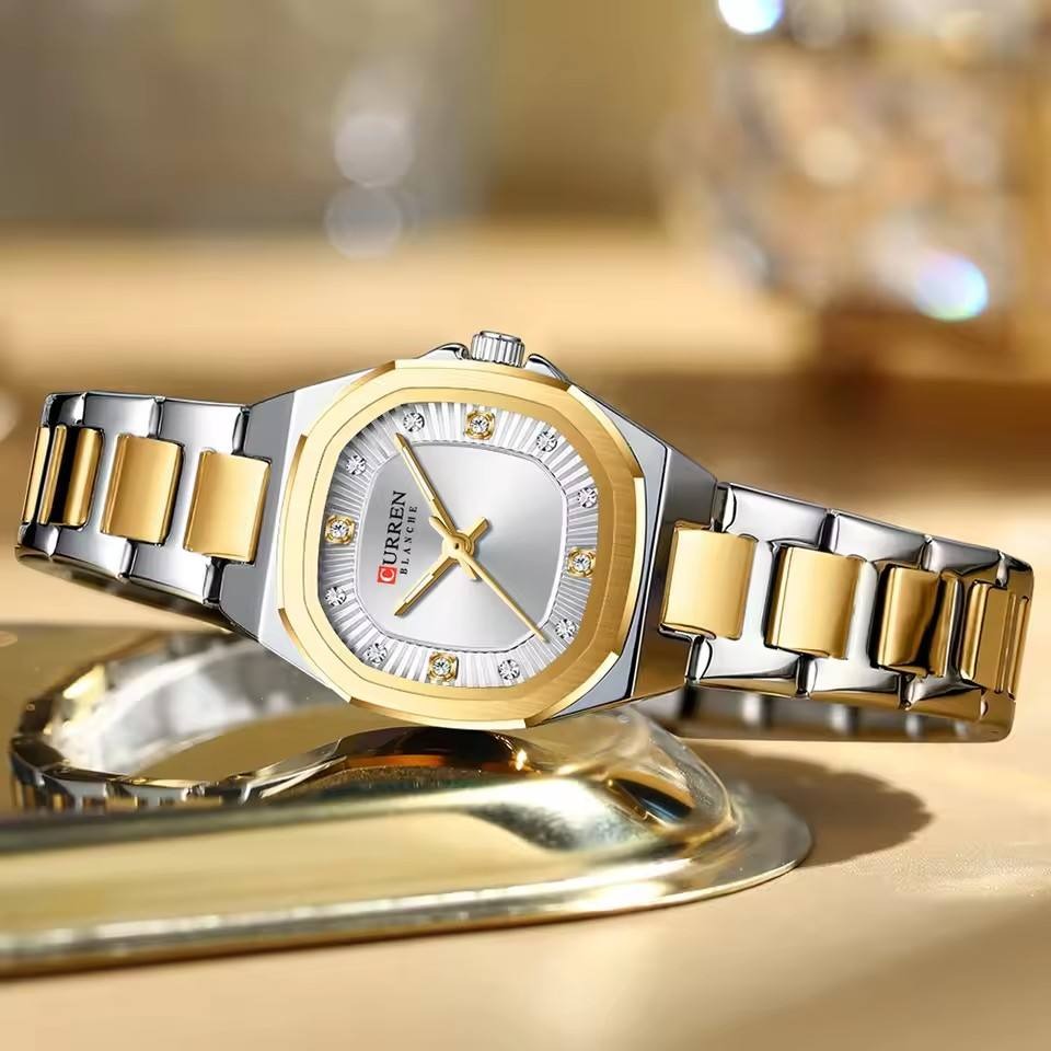 CURREN 9104 Women's Stainless Steel Watch