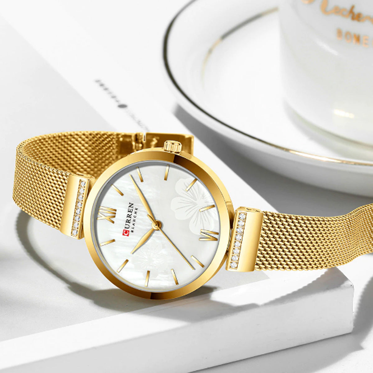 CURREN 9067 Women's Stainless Steel Watch